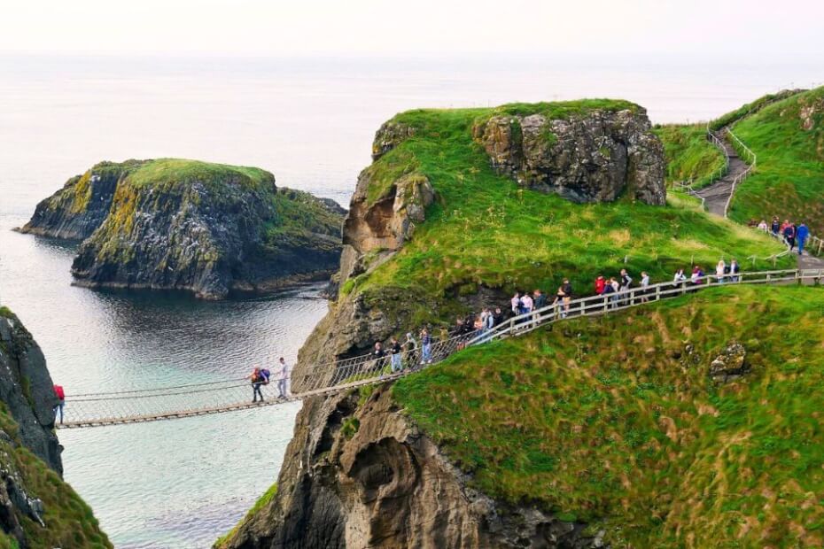 A gazdasági miniszter szerint az ETA veszélyezteti Észak-Írország turizmusát
