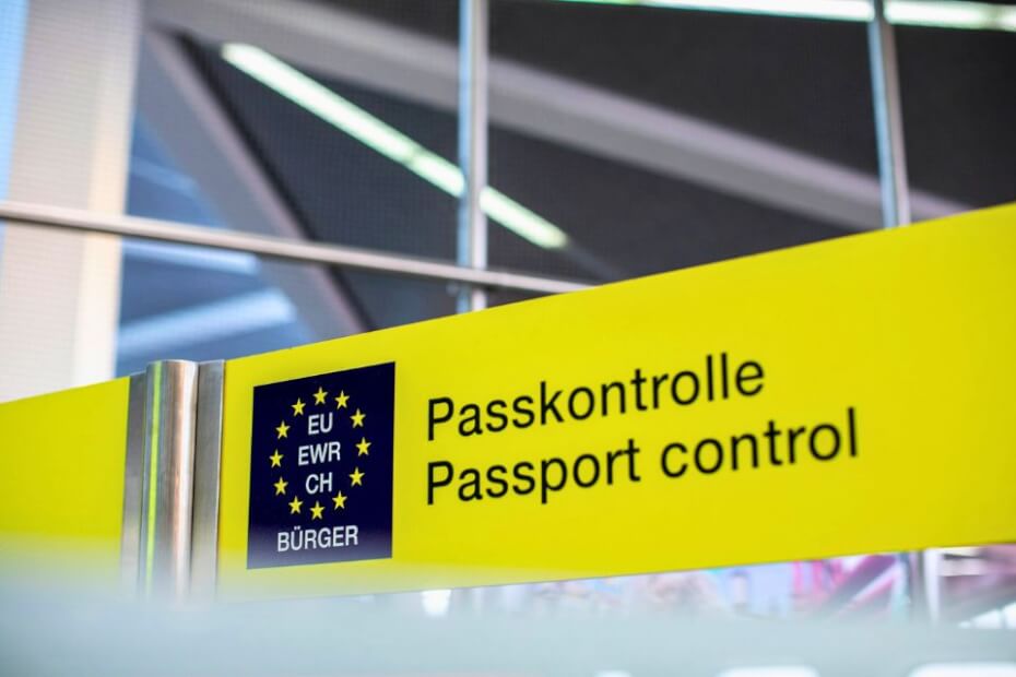 Ponad połowa obywateli Wielkiej Brytanii nie wie o nowym systemie kontroli granicznej UE - badanie EES
