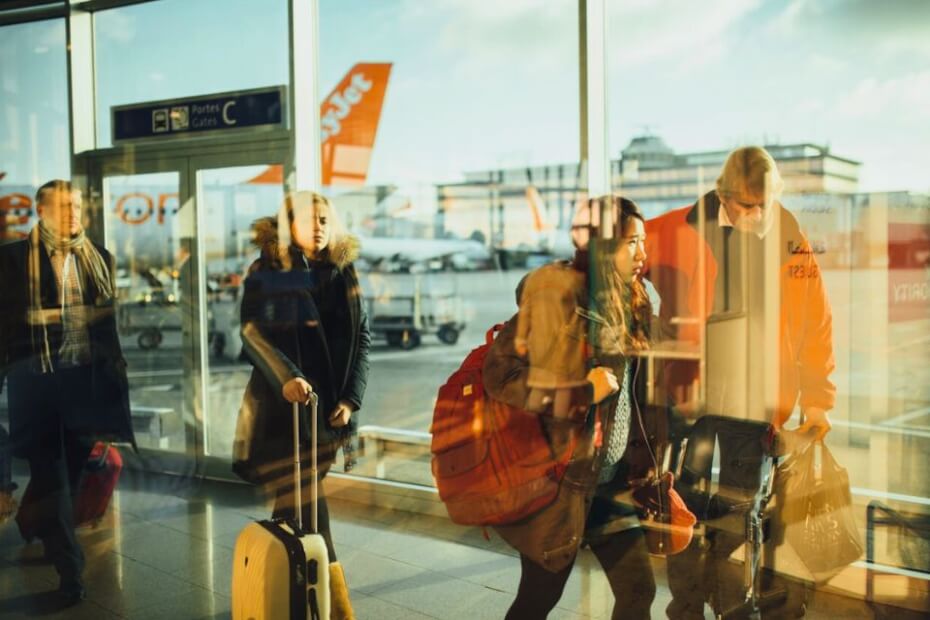 الوقت المتوقع للوصول لركاب الترانزيت يضر بالمملكة المتحدة — مطار هيثرو، الخطوط الجوية البريطانية، الاتحاد الدولي للنقل الجوي (IATA).