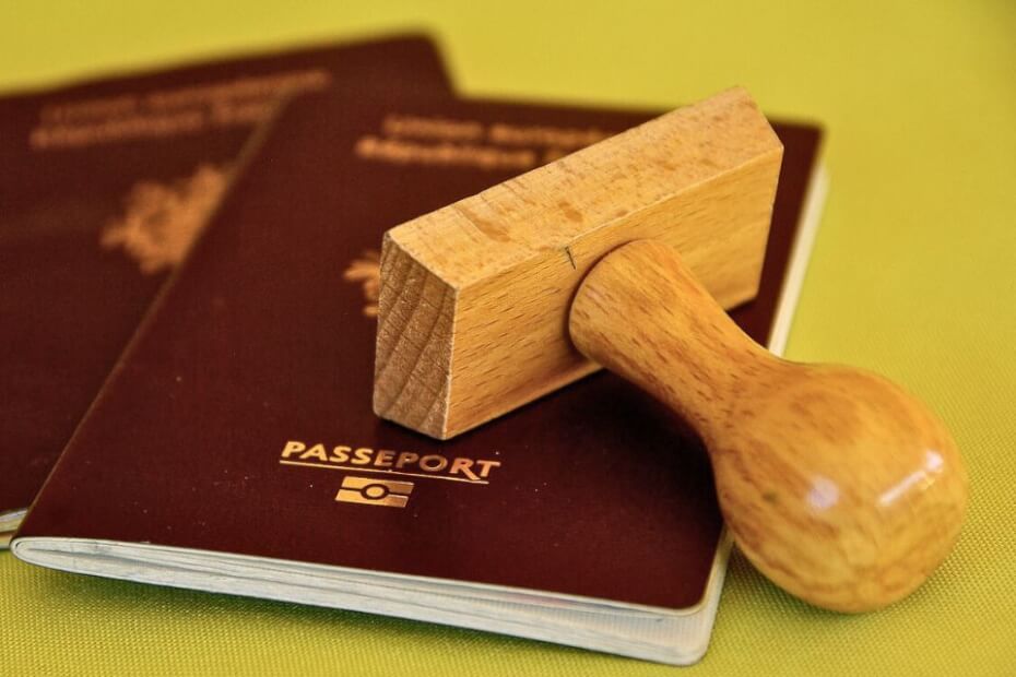 Un sito web lancia una petizione per modificare i passaporti del Regno Unito per evitare la confusione dei viaggi post-Brexit