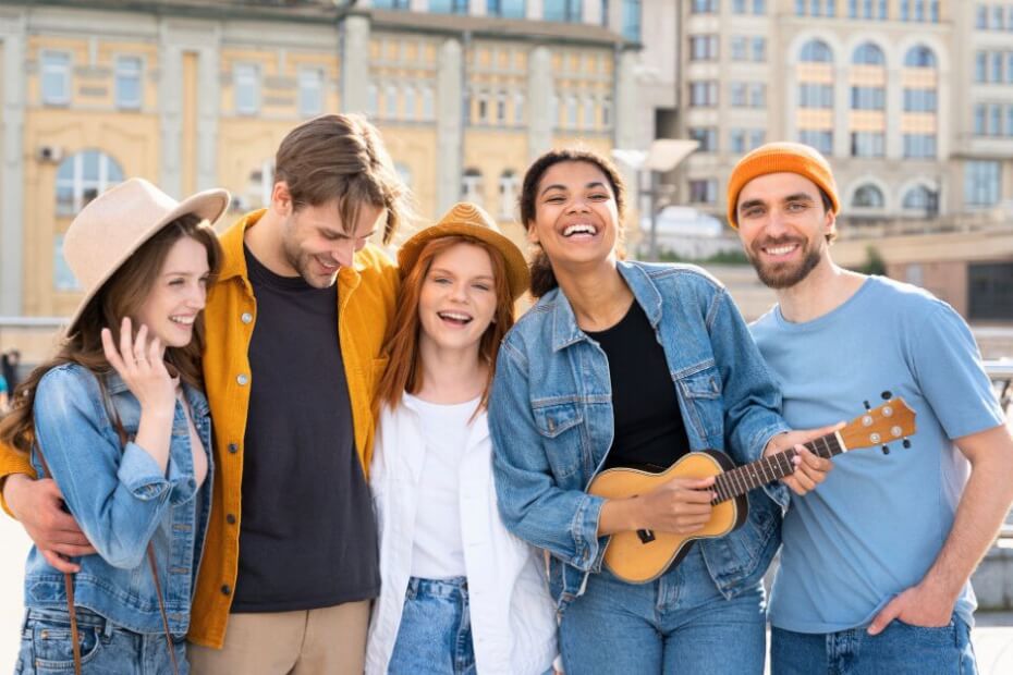 Le Royaume-Uni rejetterait l'accord sur la mobilité des jeunes conclu avec l'Espagne ; l'offre de l'UE reste ouverte