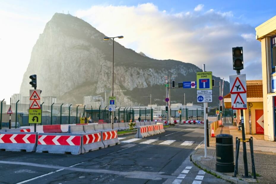 L'Espagne fait pression sur le Royaume-Uni pour qu'il signe l'accord sur Gibraltar avant la modification des frontières de l'UE